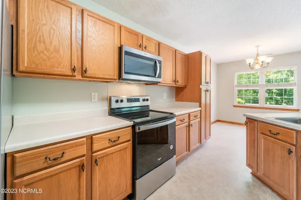 $1,795 | 103 Appleton Lane, Richlands, NC 28574