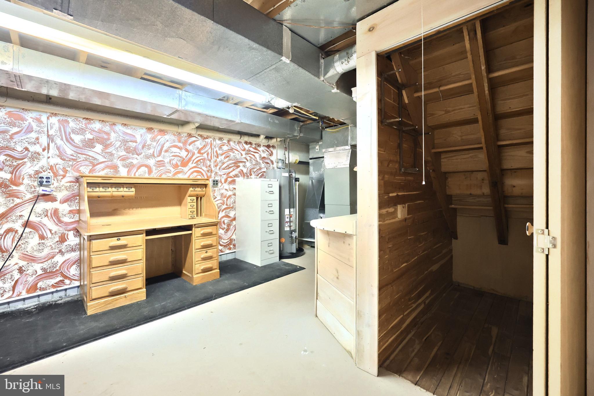 4205 Grandview Road Hanover, PA 17331 - Photo 57 of 70 Versatile space with unique design elements.