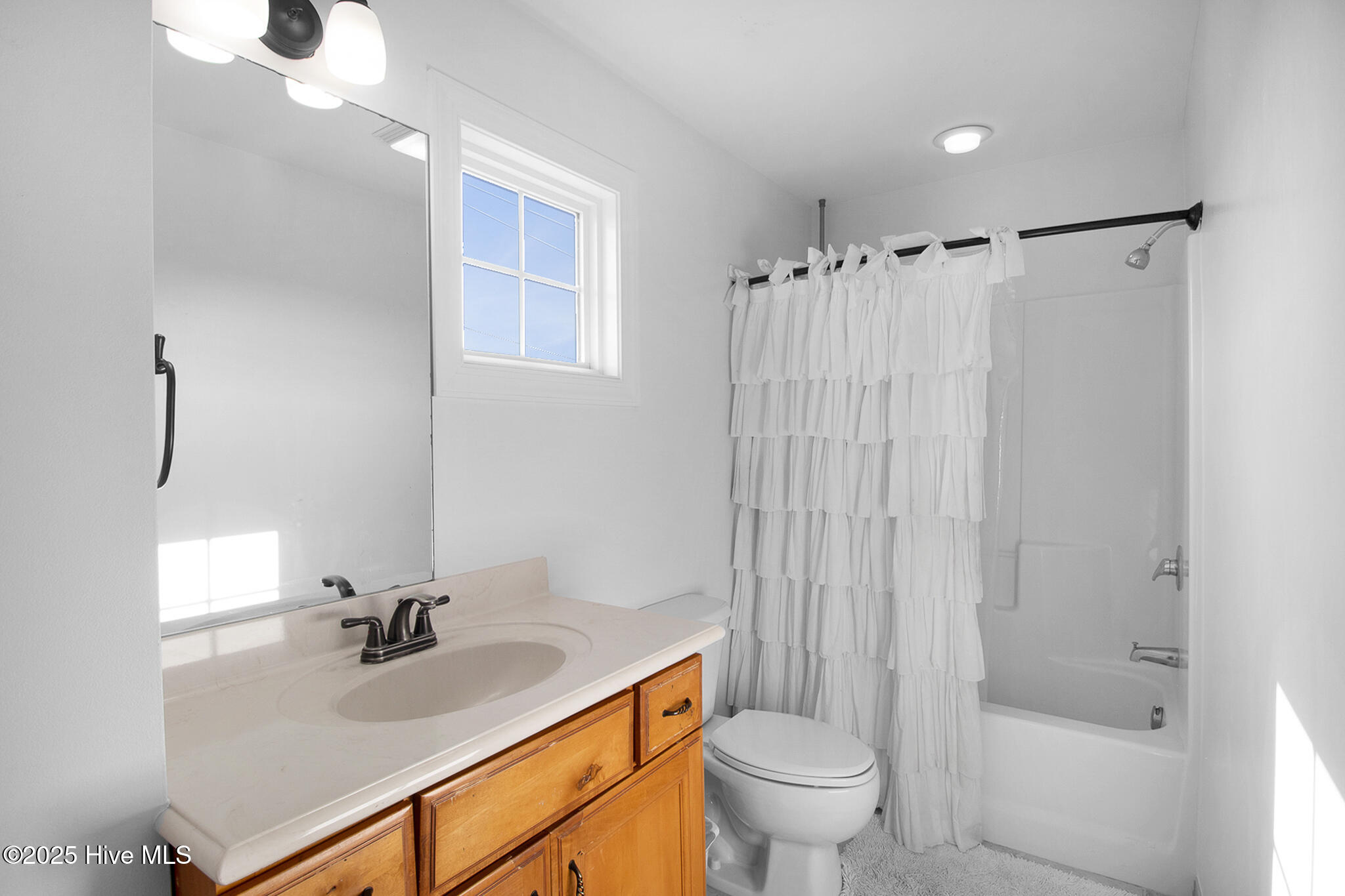 301 Old Causeway Road Atlantic Beach, NC 28512 - Photo 34 of 66 Ensuite 3