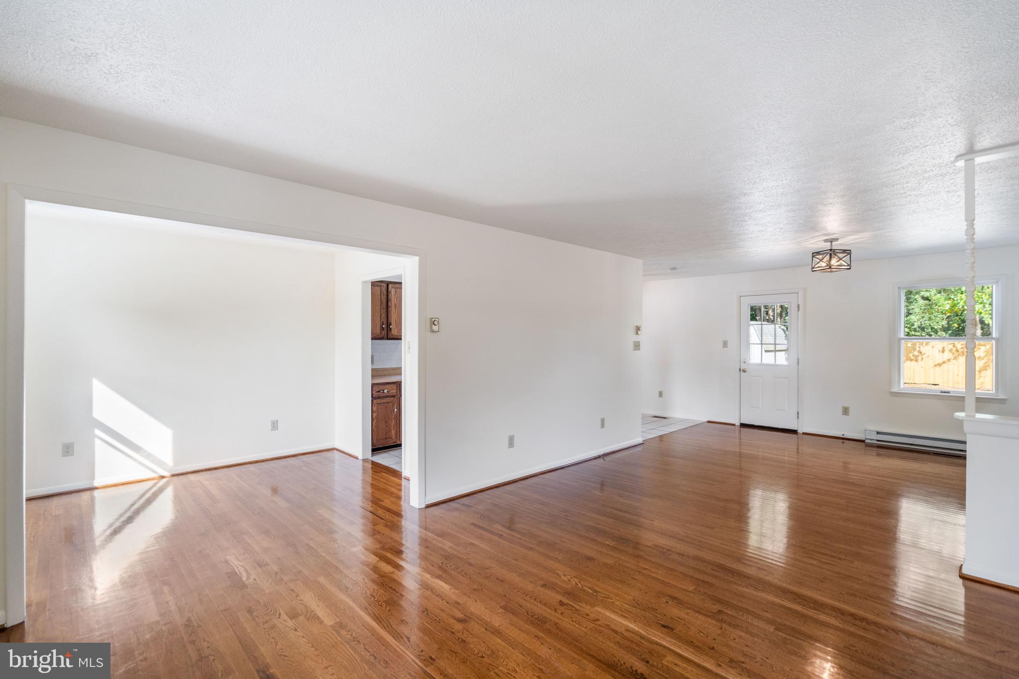 303 Hackberry Drive Stephens City, VA 22655 - Photo 7 of 23