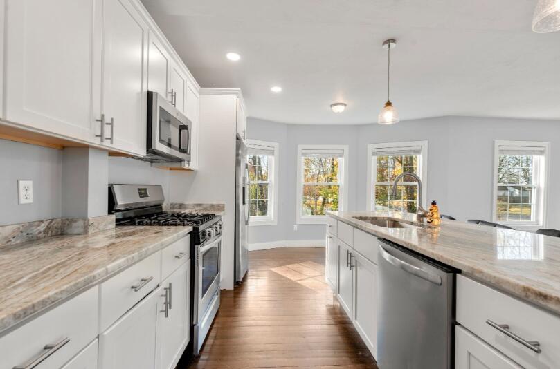 593 Williams Street Dighton, MA 02764 - Photo 4 of 12 Screenshot 2025-07-15 204527