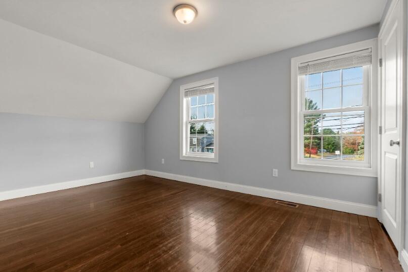 593 Williams Street Dighton, MA 02764 - Photo 9 of 12 Screenshot 2025-07-15 204616