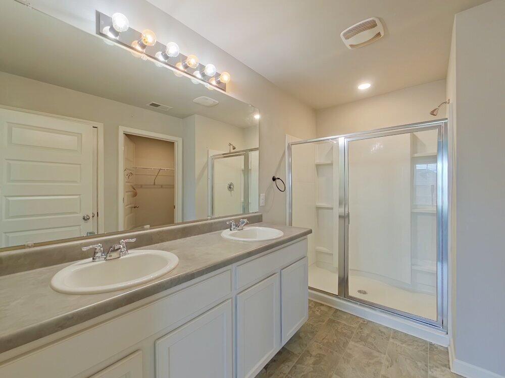 4022 Abbey Road Grovetown, GA 30813 - Photo 13 of 23 013_primary_bathroom_55_600