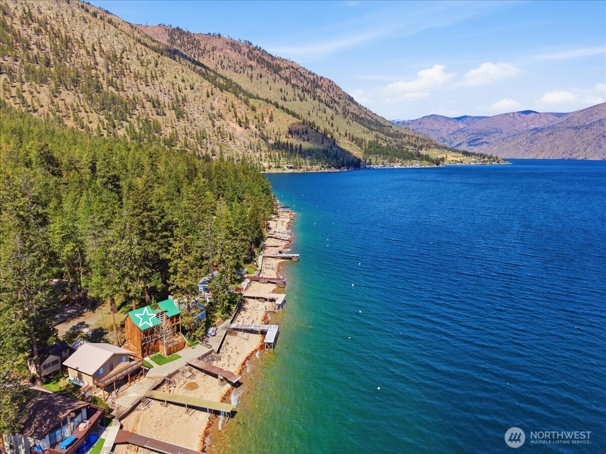 12632 South Lakeshore Road Chelan, WA 98816 - Photo 6 of 40