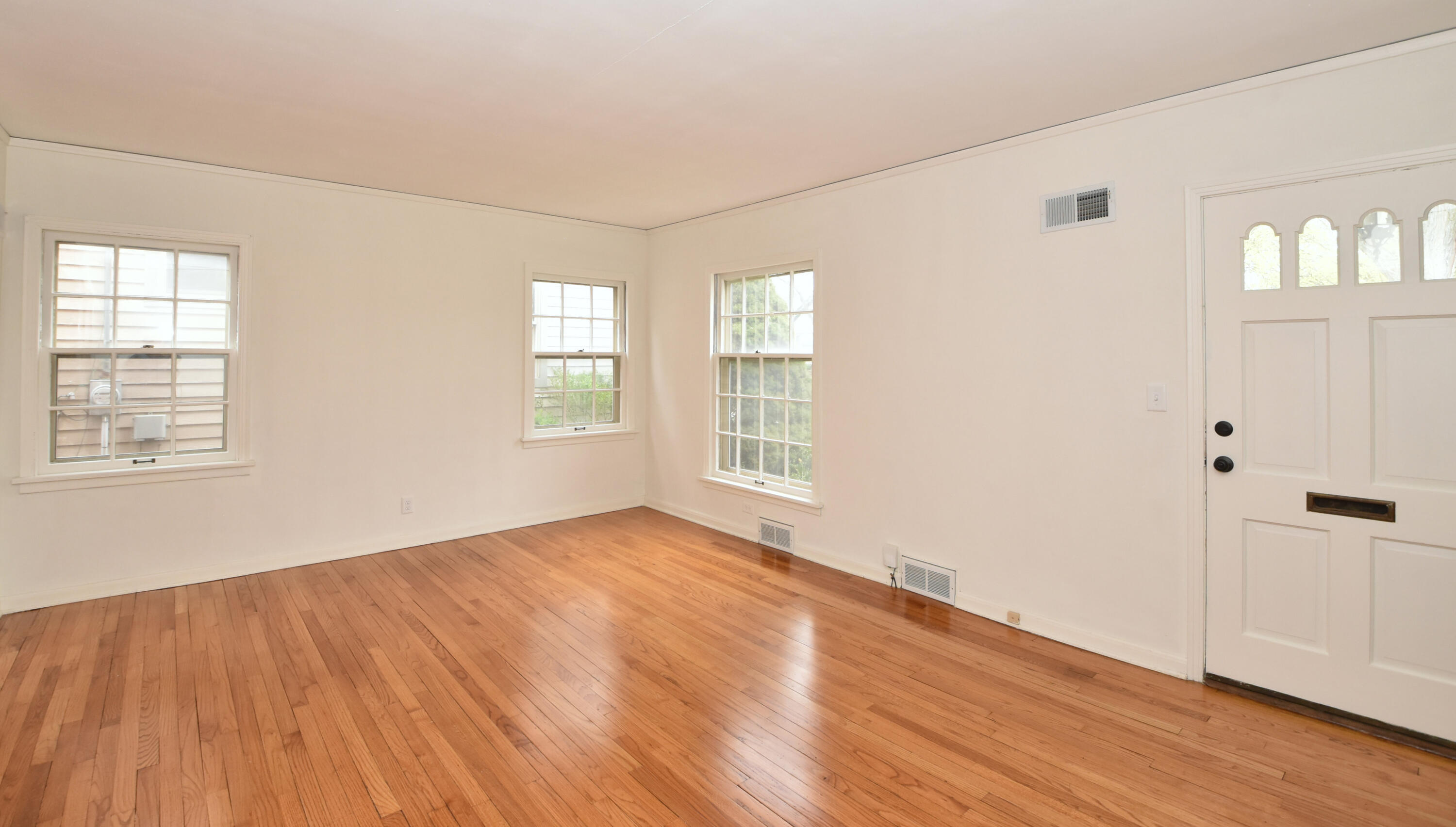 8400 Stickney Avenue, Unit 8402 Wauwatosa, WI 53226 - Photo 26 of 50 MMG_0099