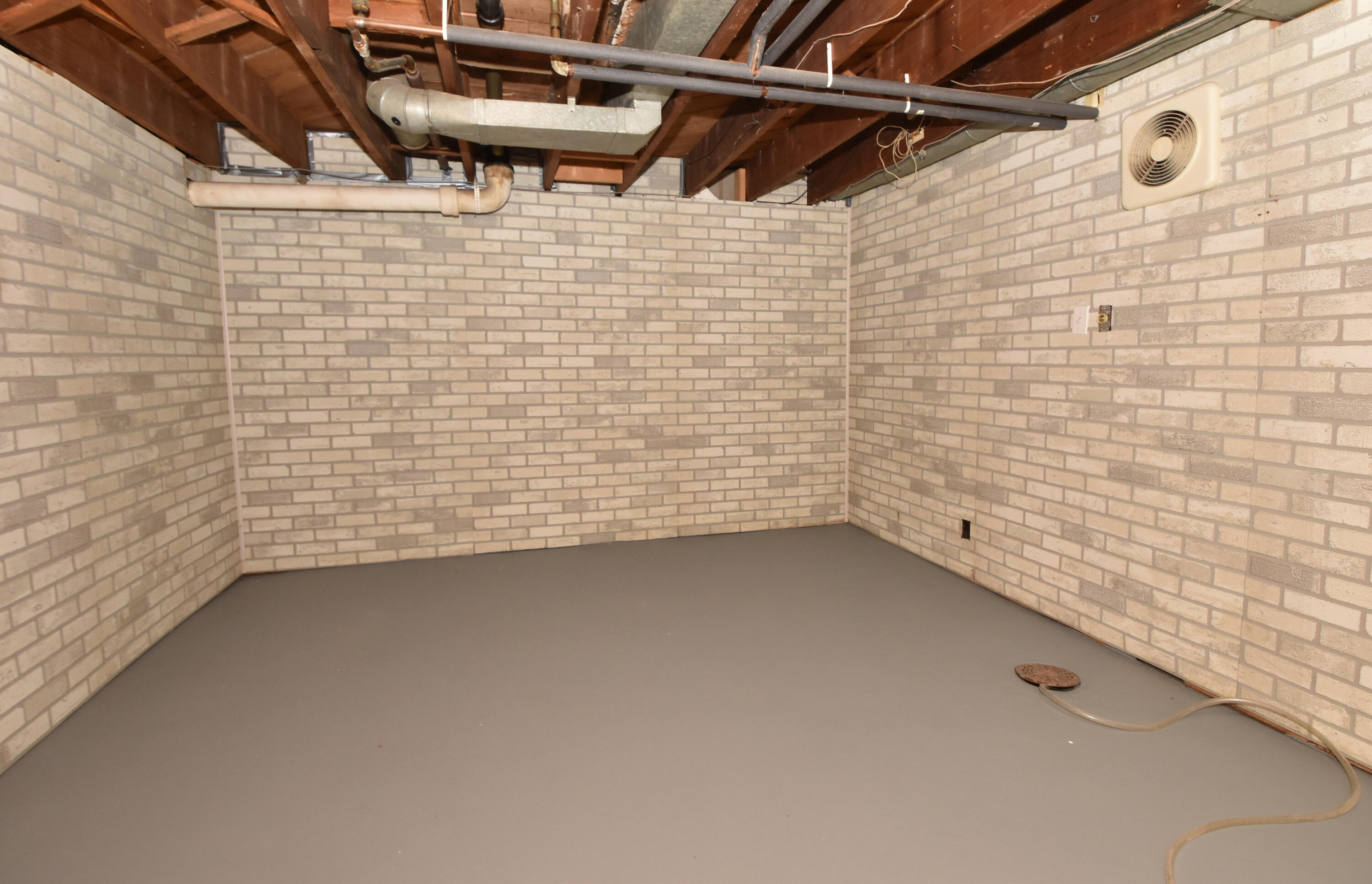 8400 Stickney Avenue, Unit 8402 Wauwatosa, WI 53226 - Photo 41 of 50 MMG_0138