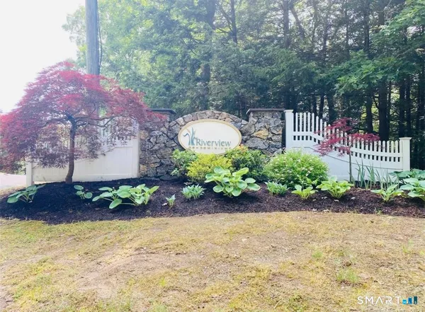 $3,450 | 11 Trout Brook Circle, Unit 11, Newtown, CT 06470