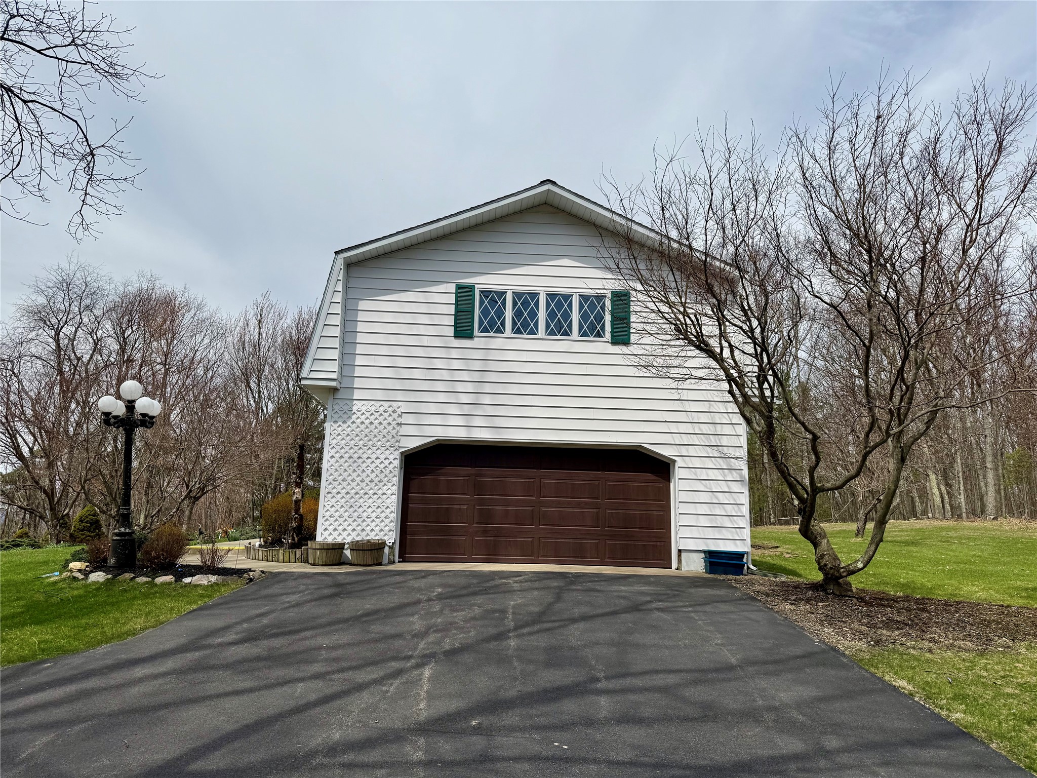 68 Andrews Road Vestal, NY 13850 - Photo 3 of 42