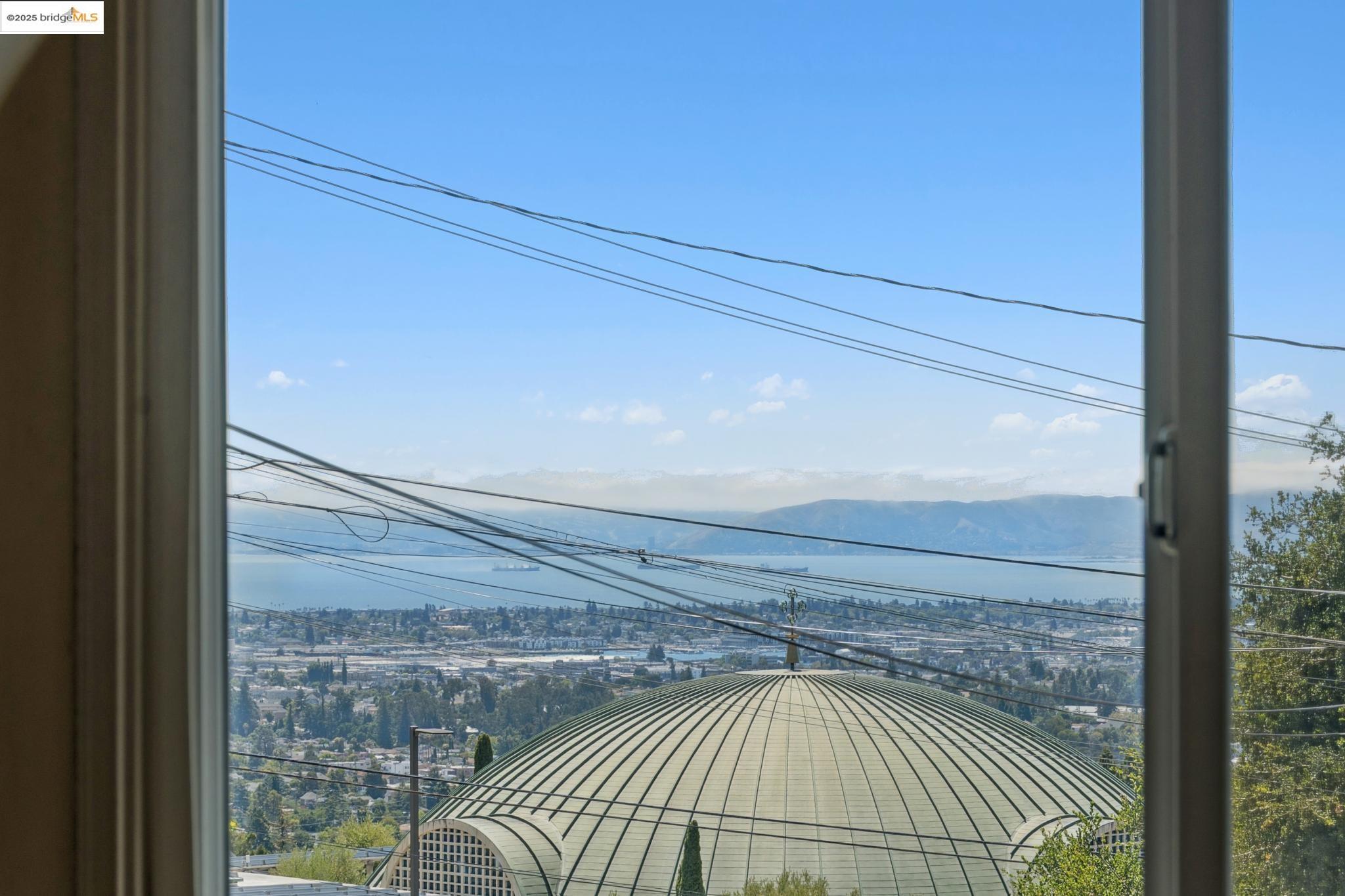 4751 Lincoln Avenue Oakland, CA 94602 - Photo 29 of 60 View of city featuring mountains