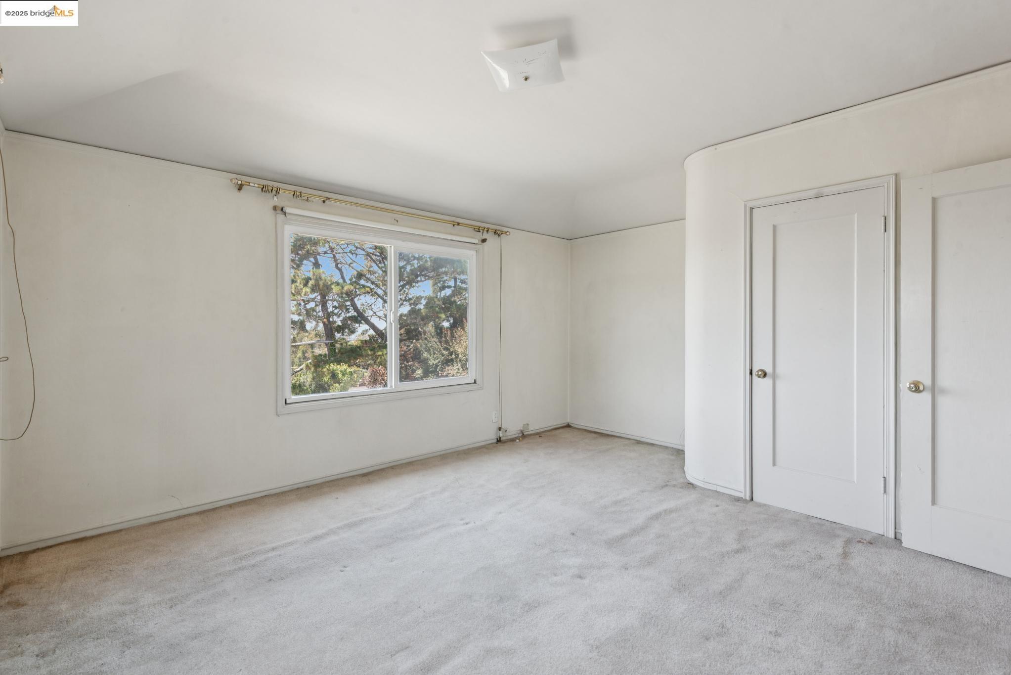 4751 Lincoln Avenue Oakland, CA 94602 - Photo 31 of 60 Unfurnished bedroom with carpet flooring