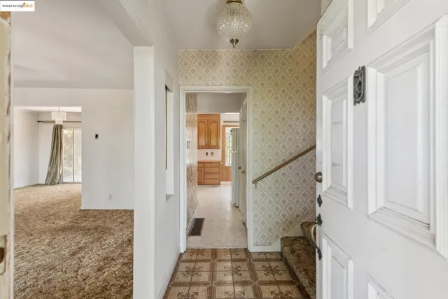 $825,000 | 4751 Lincoln Avenue, Oakland, CA 94602