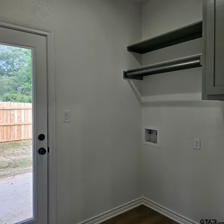 $1,600 | 18723 Farm To Market Road 850, Unit 1, Arp, TX 75750