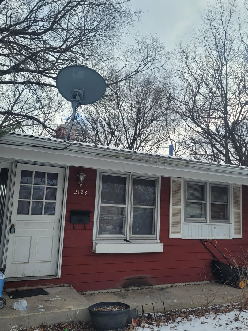 2128 State Street Peru, IL 61354 - Photo 1 of 9