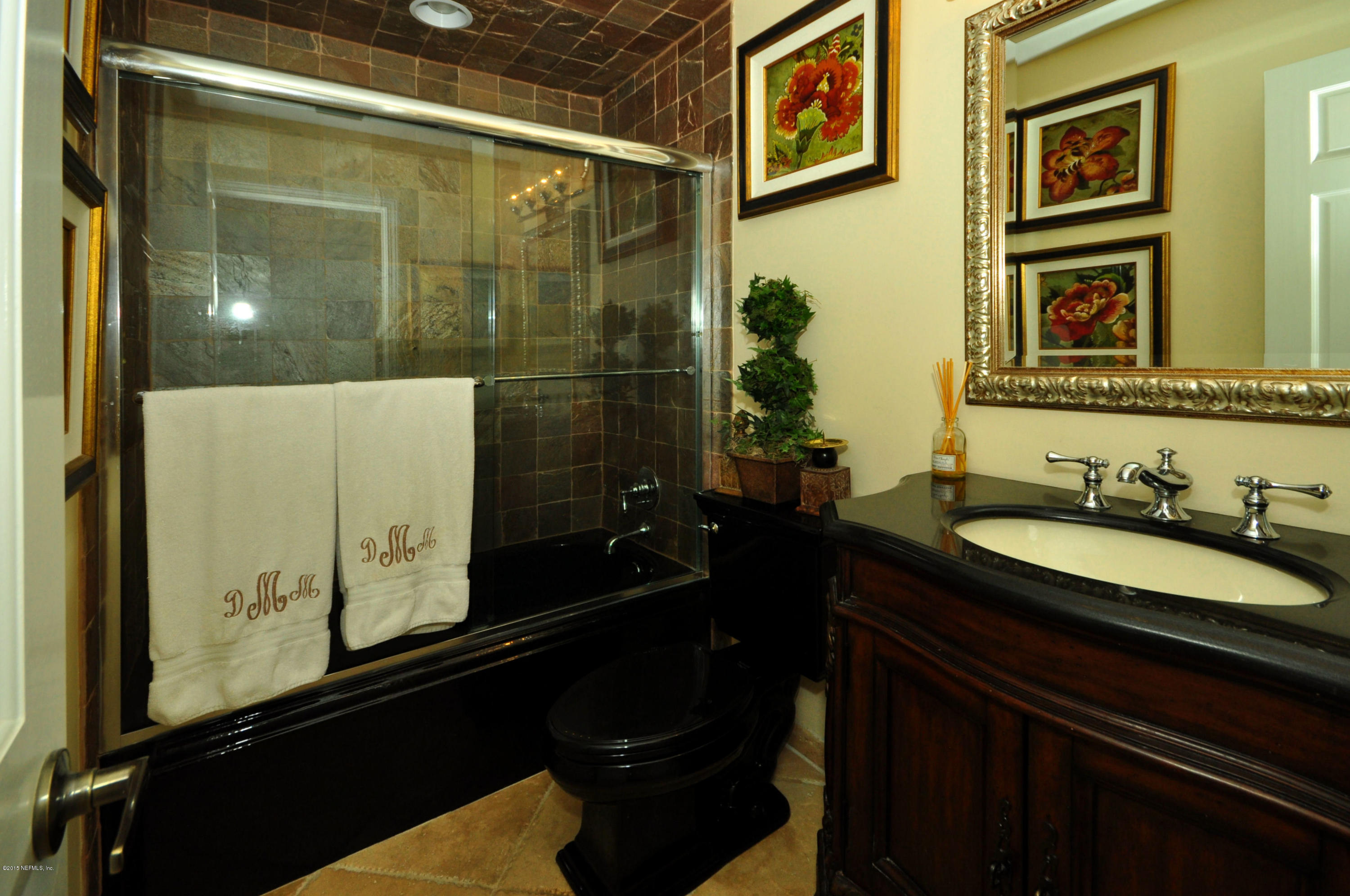 7737 Hunters Grove Road Jacksonville, FL 32256 - Photo 28 of 53 Guest Bath