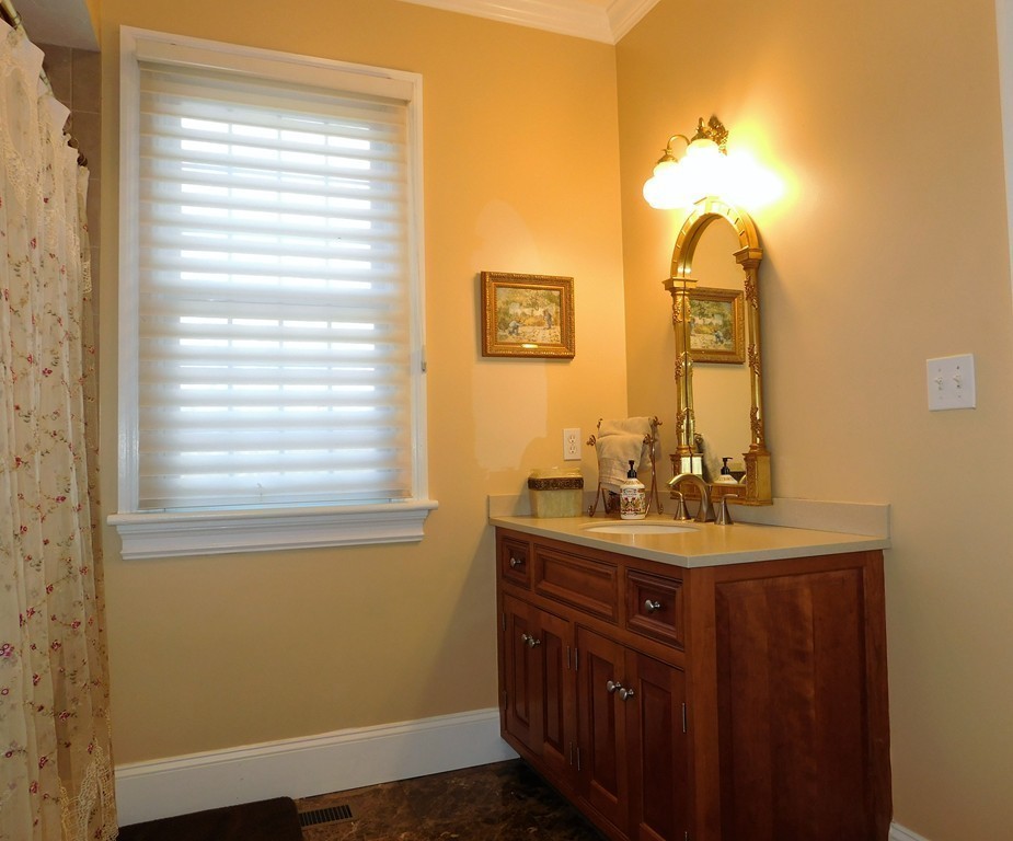 1 Hickory Bend Road Shrewsbury, MA 01545 - Photo 14 of 30 Gallery Image 14