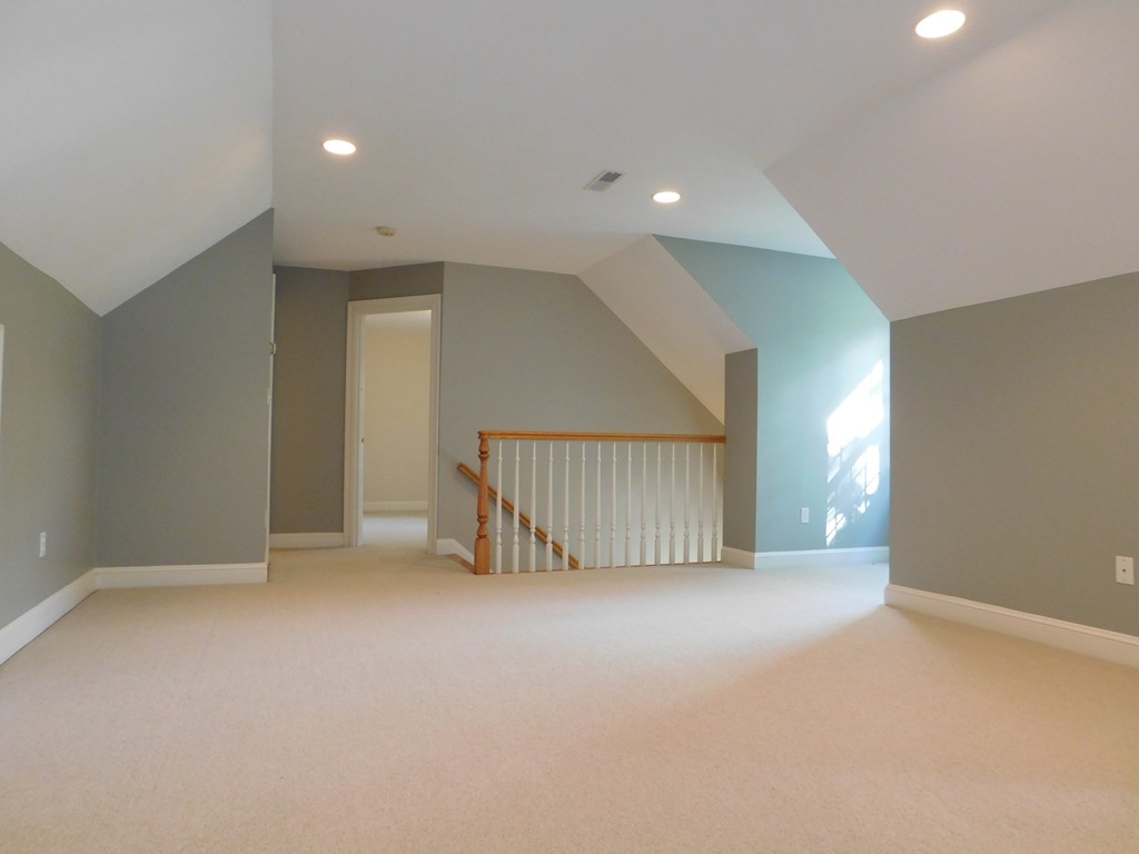 1 Hickory Bend Road Shrewsbury, MA 01545 - Photo 26 of 30 Gallery Image 26