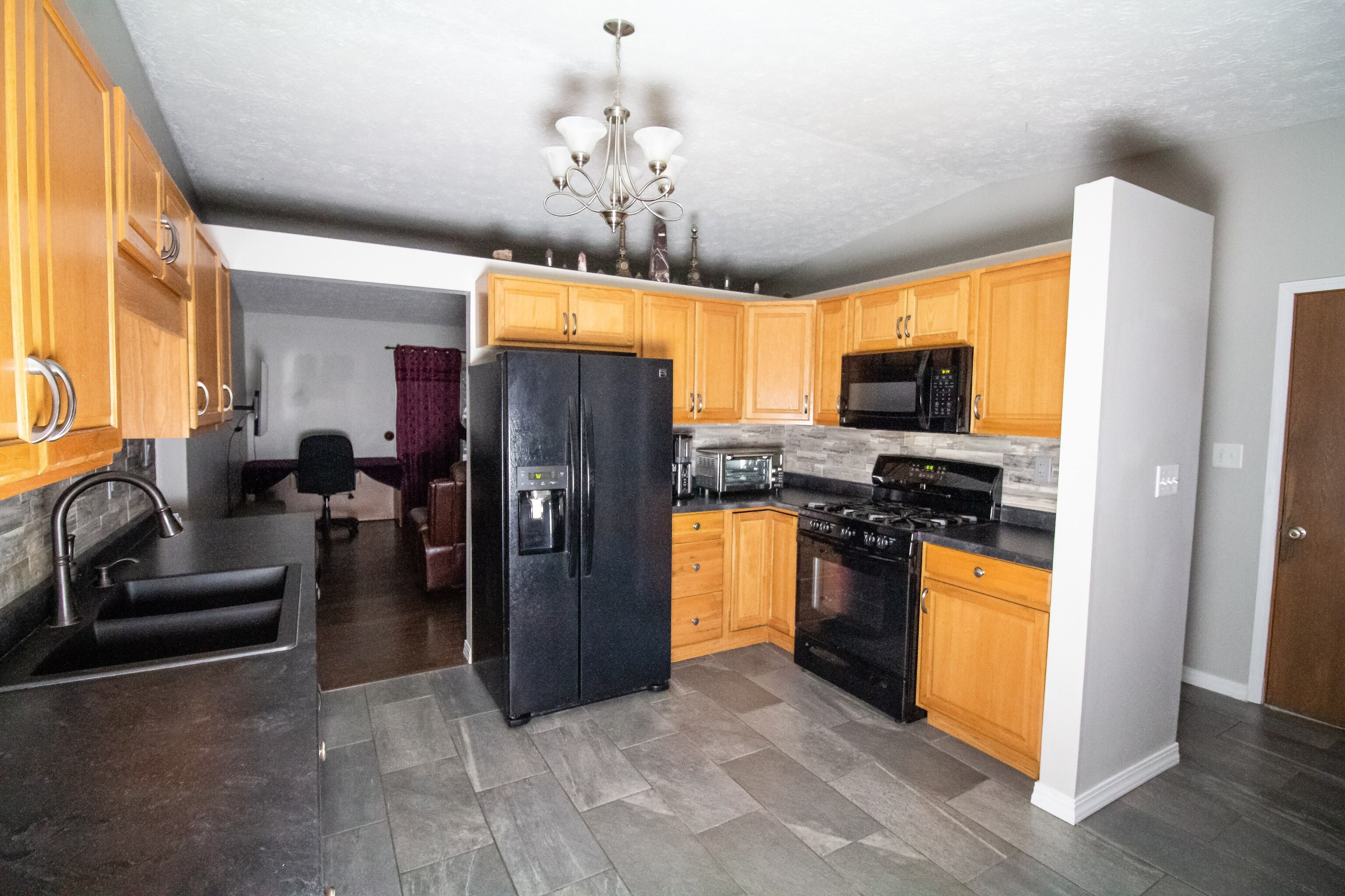 6908 Inverness Way Indianapolis, IN 46237 - Photo 4 of 15 Gallery Image 4