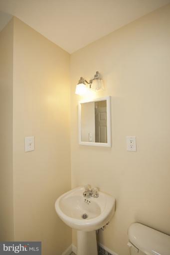 5519 Force Road Baltimore, MD 21206 - Photo 7 of 14 Bath