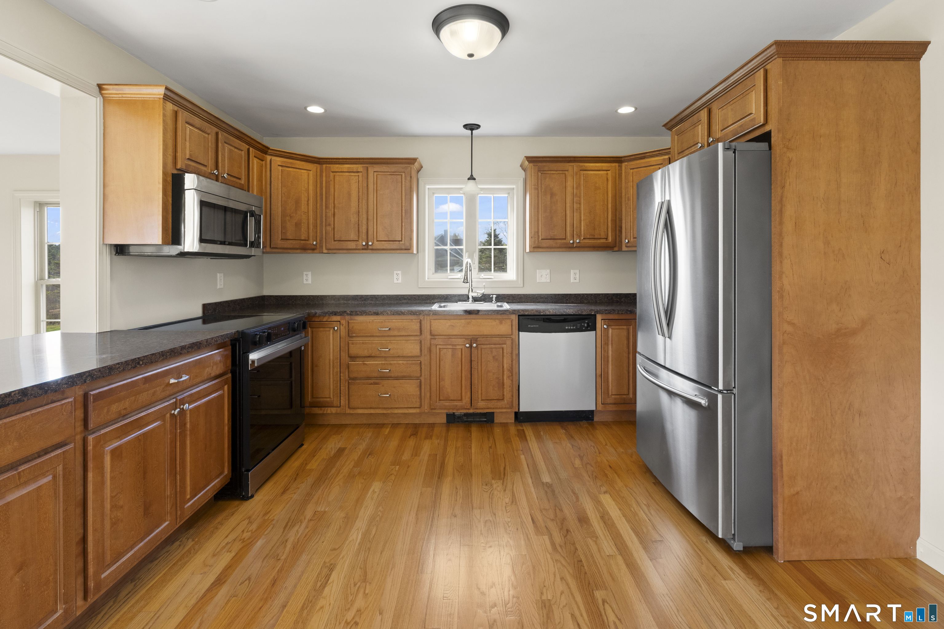 108 Snake Meadow Road Plainfield, CT 06354 - Photo 6 of 25