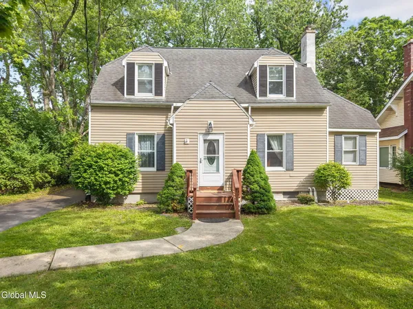 $300,000 | 102 Delaware Avenue, Rensselaer, NY 12144