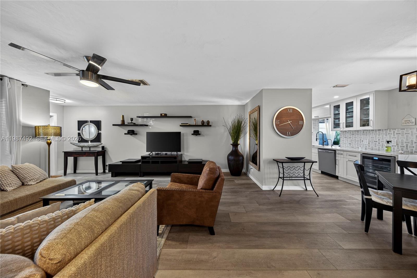 371 Southeast 3rd Street, Unit 371 Pompano Beach, FL 33060 - Photo 46 of 83
