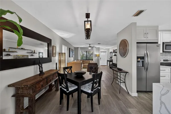 $4,600 | 371 Southeast 3rd Street, Unit 371, Pompano Beach, FL 33060