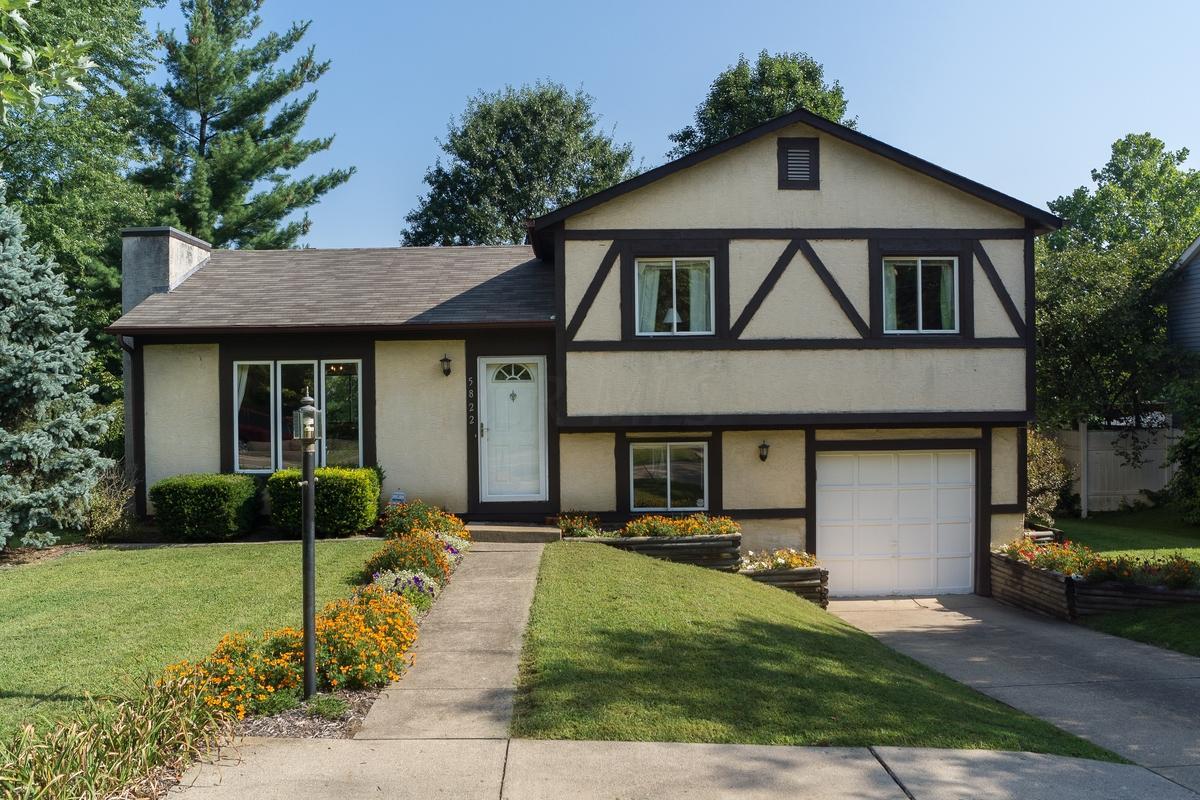 5822 Cooper Road Westerville, OH 43081 - Photo 2 of 24
