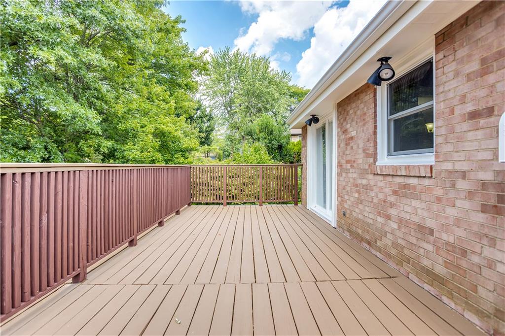 104 South Jamestown Road Coraopolis, PA 15108 - Photo 22 of 25 Gallery Image 22
