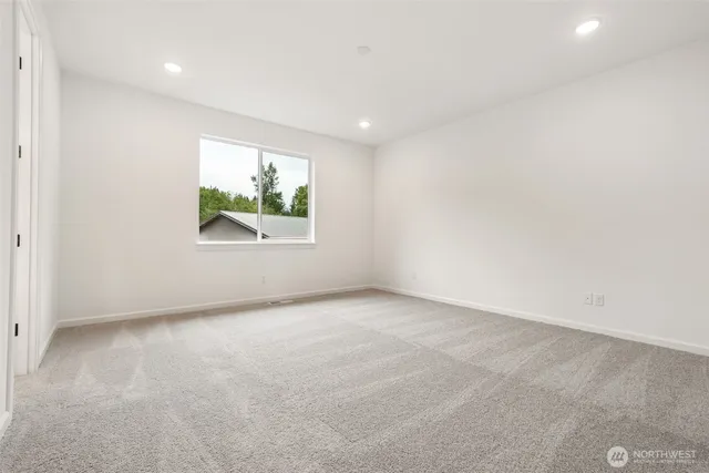 $789,990 | 943 Lucas Avenue, Unit 16, Buckley, WA 98321