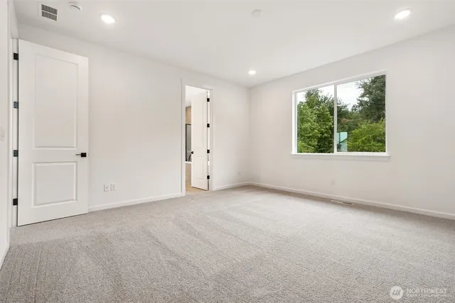 $789,990 | 943 Lucas Avenue, Unit 16, Buckley, WA 98321