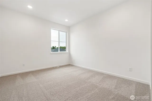 $789,990 | 943 Lucas Avenue, Unit 16, Buckley, WA 98321