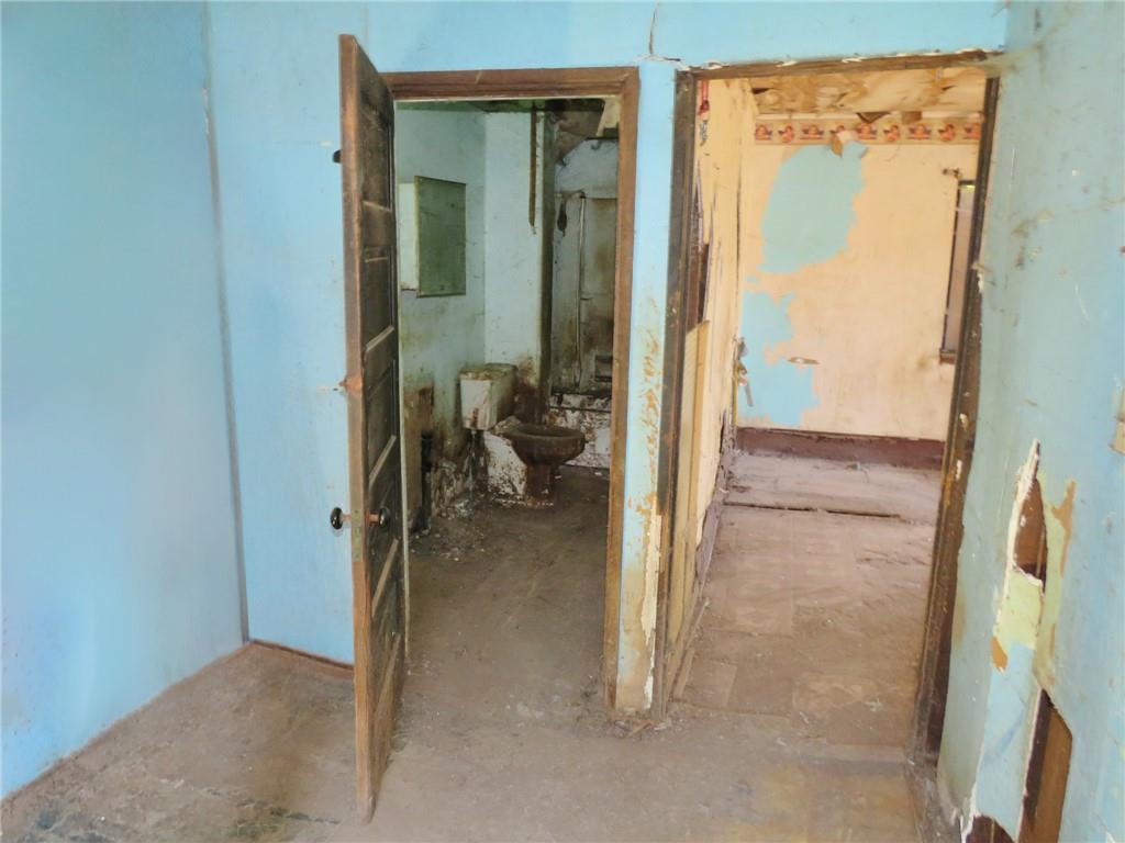 311 Run Street Carnegie, PA 15106 - Photo 15 of 20 a view of a bathroom from a hallway
