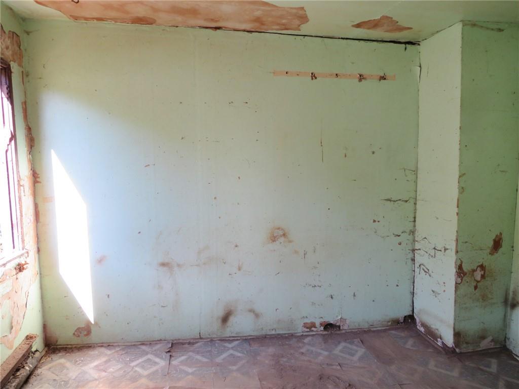 311 Run Street Carnegie, PA 15106 - Photo 8 of 20 a view of a room