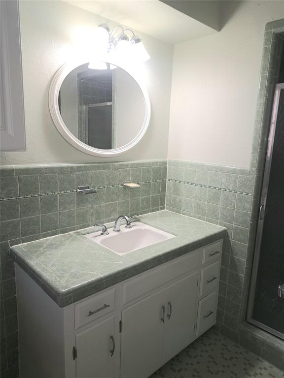 5301 Rutland Avenue Fort Worth, TX 76133 - Photo 11 of 15