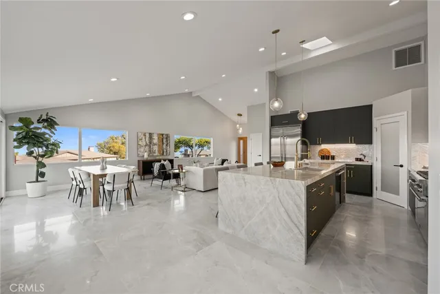 $2,400,000 | 2704 Vista Mesa Drive, Rancho Palos Verdes, CA 90275