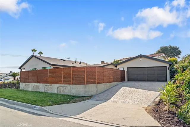 $2,400,000 | 2704 Vista Mesa Drive, Rancho Palos Verdes, CA 90275