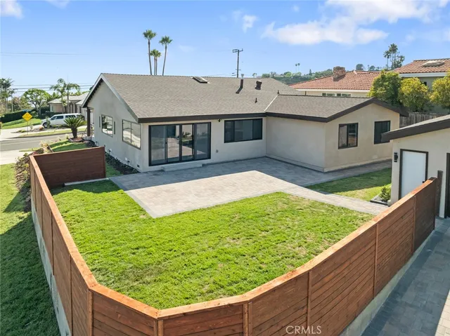 $2,400,000 | 2704 Vista Mesa Drive, Rancho Palos Verdes, CA 90275