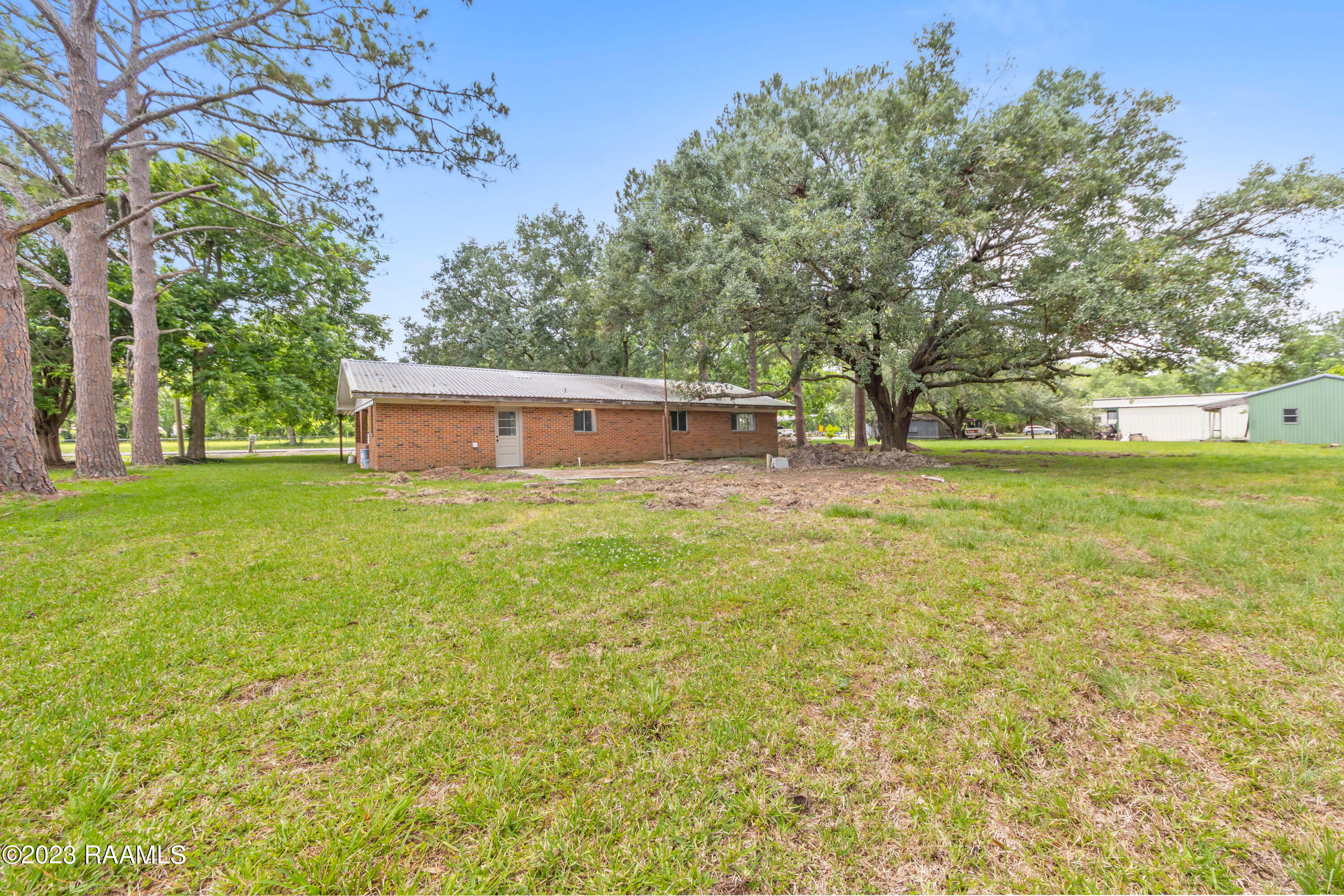 1014 Carol Comb Road Breaux Bridge, LA 70517 - Photo 22 of 29 Gallery Image 22