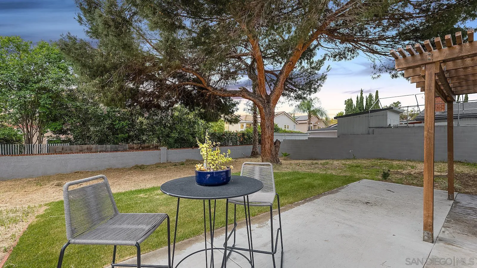 9549 Abbeyfield Road Santee, CA 92071 - Photo 14 of 19 Gallery Image 14