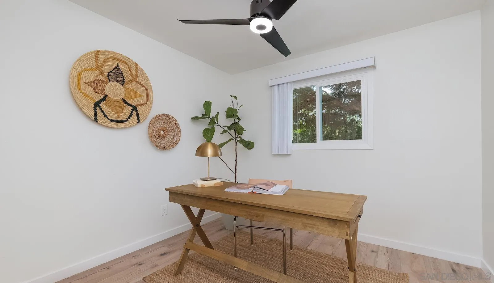 9549 Abbeyfield Road Santee, CA 92071 - Photo 10 of 19 Gallery Image 10