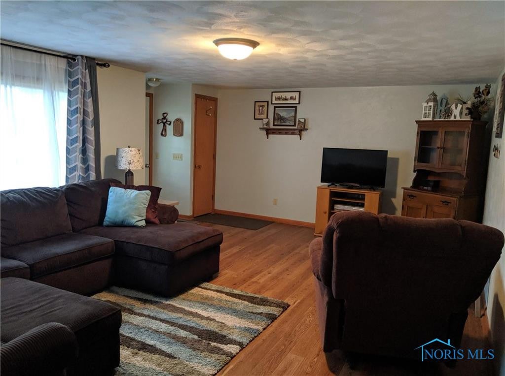 17 Monterey Road Defiance, OH 43512 - Photo 2 of 12 Gallery Image 2