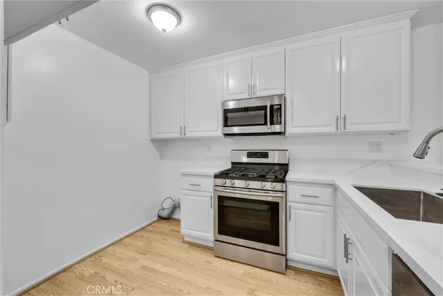 $720,000 | 400 Orange Blossom, Unit 127, Irvine, CA 92618