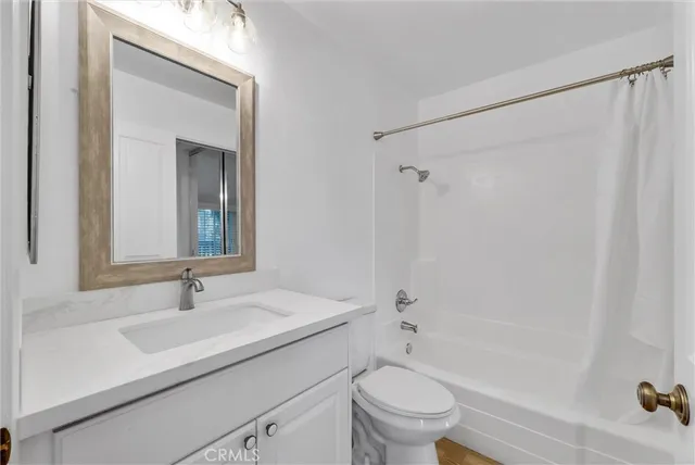 $720,000 | 400 Orange Blossom, Unit 127, Irvine, CA 92618