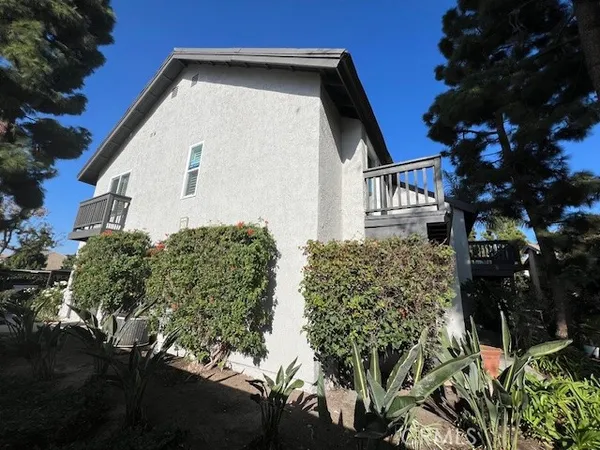$699,990 | 400 Orange Blossom, Unit 127, Irvine, CA 92618