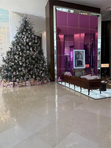 $6,250 | 450 Alton Road, Unit 2508, Miami Beach, FL 33139