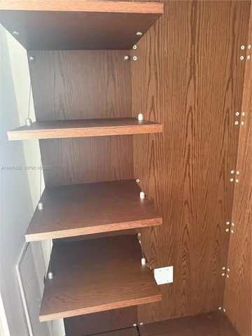 $6,250 | 450 Alton Road, Unit 2508, Miami Beach, FL 33139