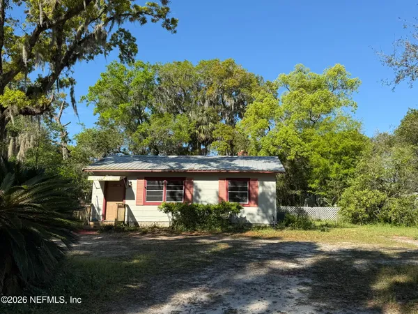 $1,300 | 1610 Cleveland Avenue, Palatka, FL 32177