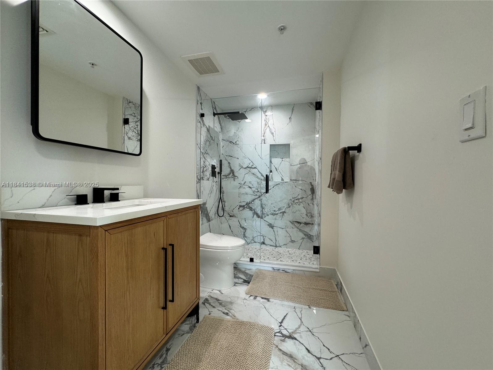 1755 East Hallandale Beach Boulevard, Unit 2207E Hallandale Beach, FL 33009 - Photo 17 of 34