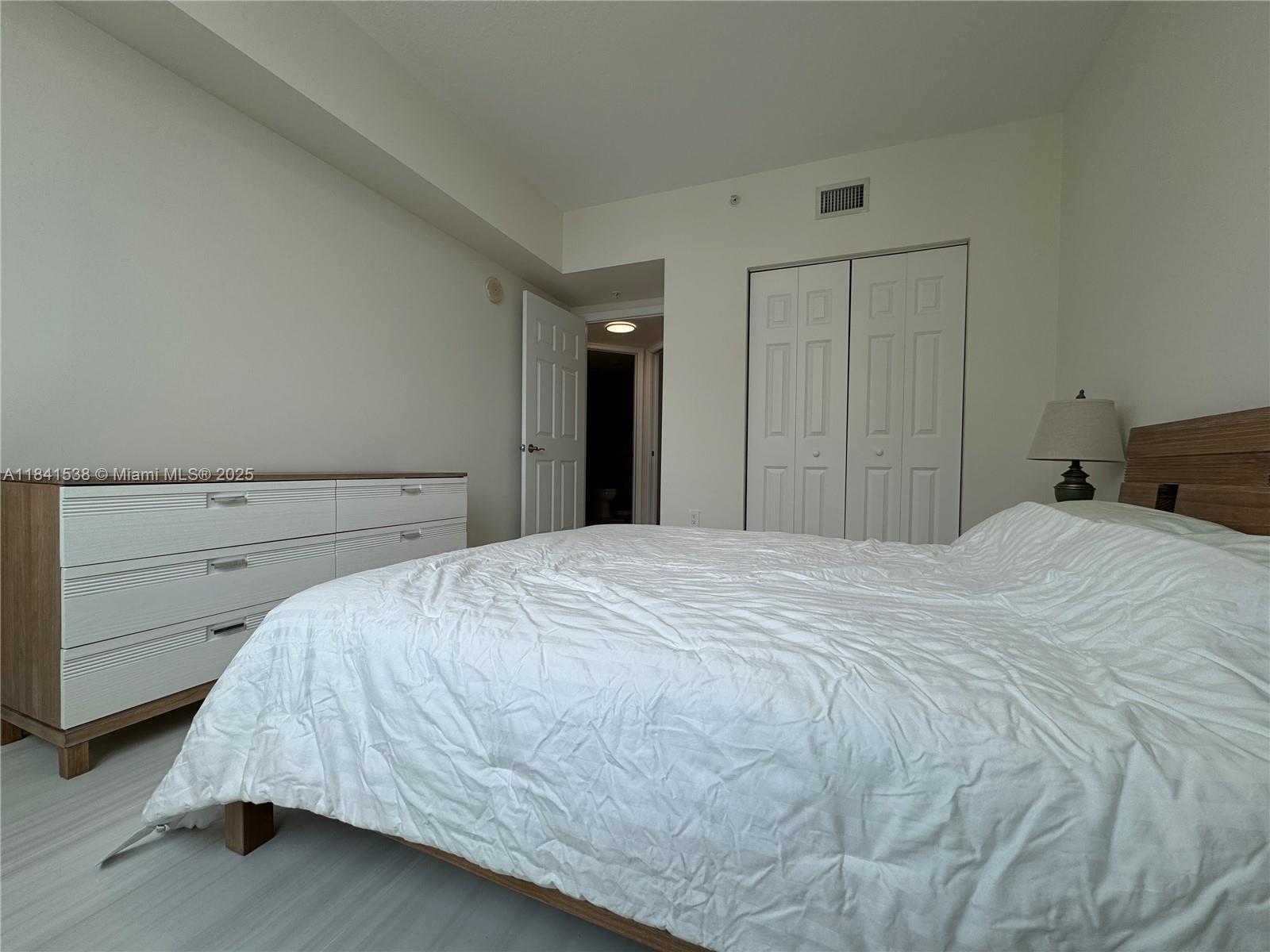 1755 East Hallandale Beach Boulevard, Unit 2207E Hallandale Beach, FL 33009 - Photo 33 of 34