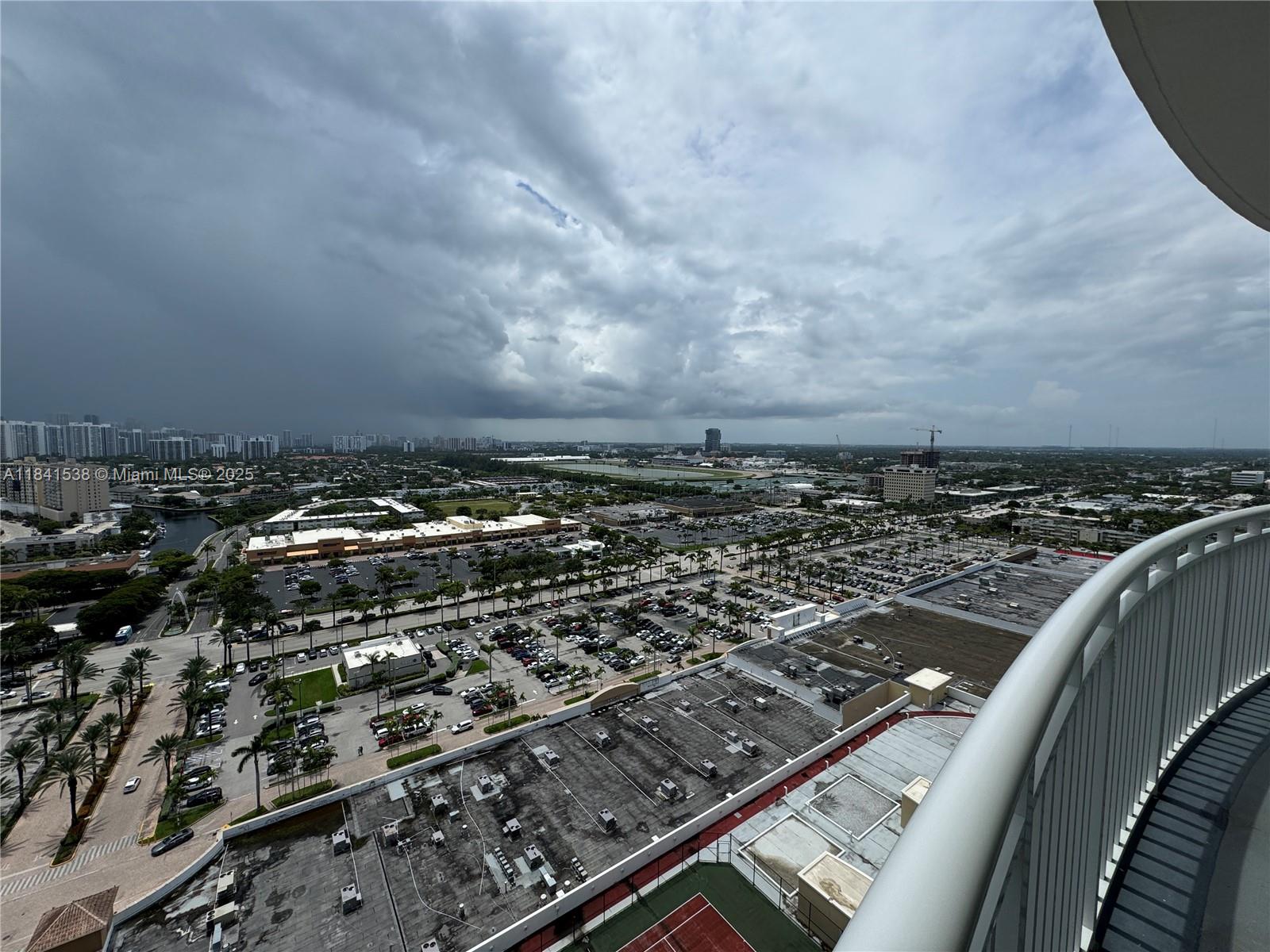 1755 East Hallandale Beach Boulevard, Unit 2207E Hallandale Beach, FL 33009 - Photo 6 of 34